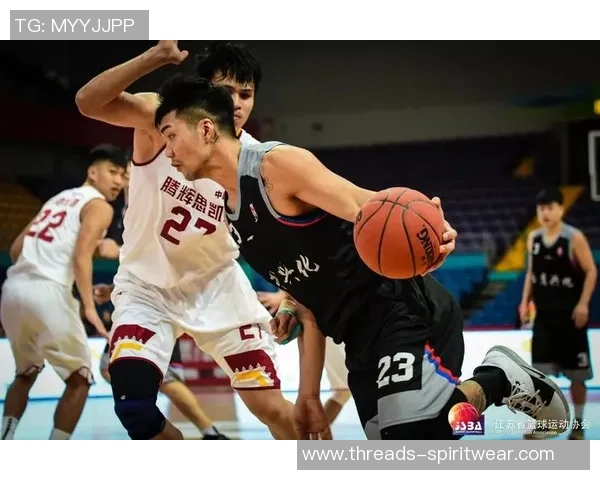 重庆篮球队战术实力强劲荣登全国篮球战术排行榜第三名 重庆篮球队战术实力强劲荣登全国篮球战术排行榜第三名