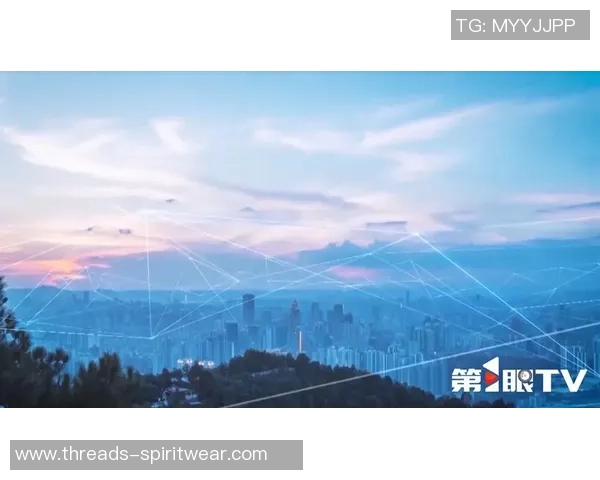 重庆足球队重塑辉煌之路杯赛特别报道展现转型新篇章 重庆足球队重塑辉煌之路杯赛特别报道展现转型新篇章